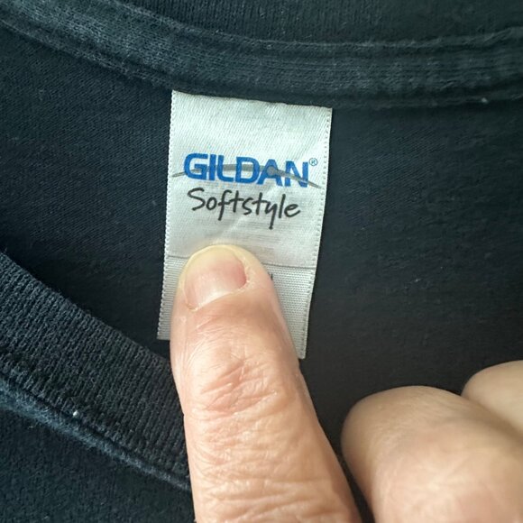 Bigfoot Lives! Museum Of The Weird Gildan Softstyle Black Graphic T-Shirt S 100% - Picture 4 of 6